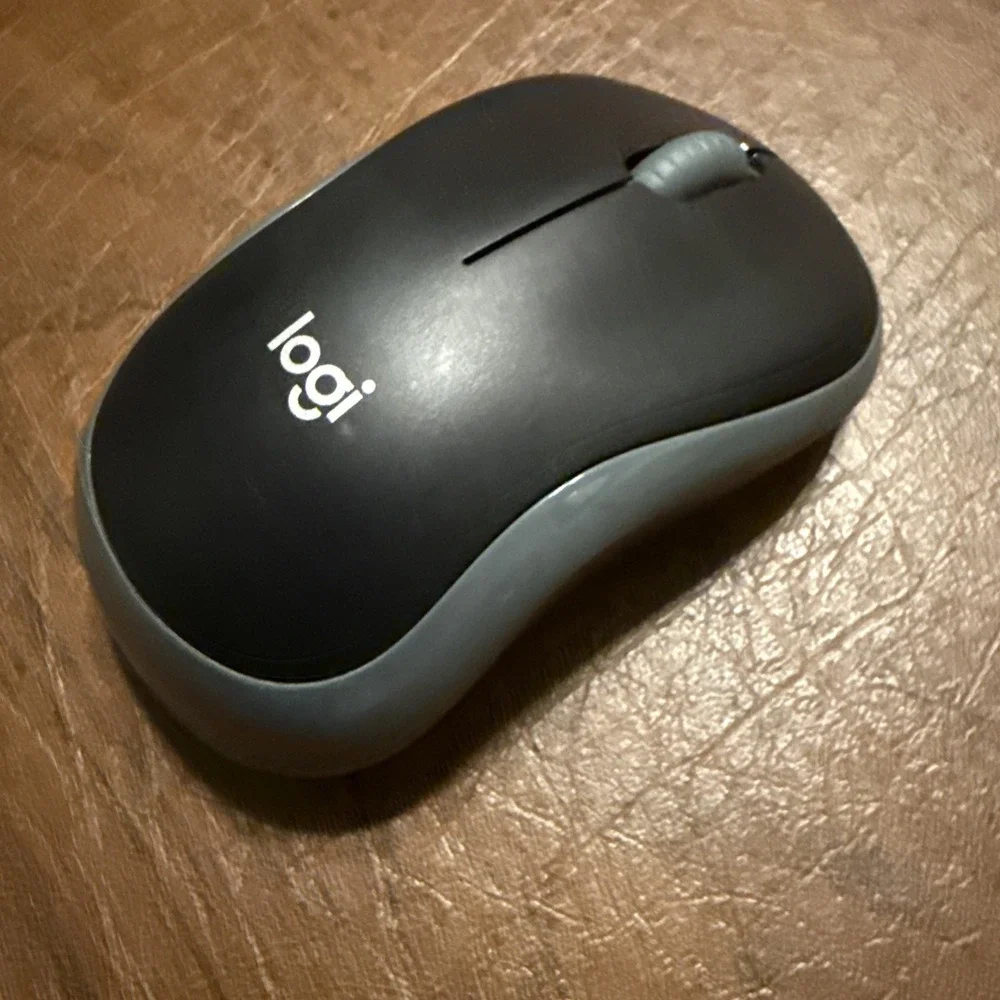 Logitech Wireless Mouse M185 includes‎ USB nano receiver Black And Gray